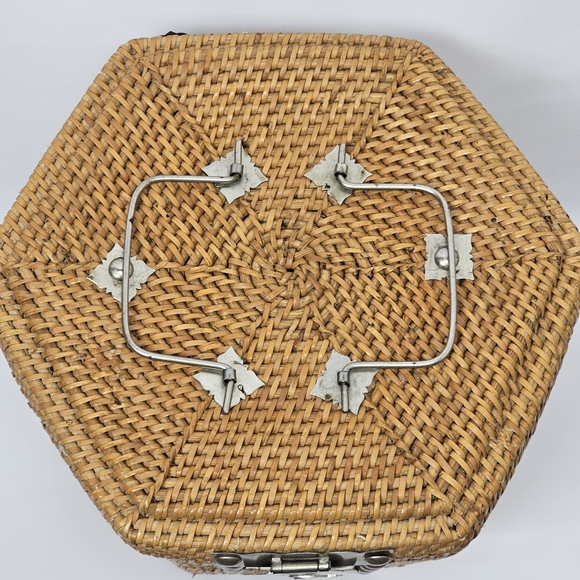 Vintage Chinese Natural Rattan Woven Wedding Tea Ceremony Basket Box, EUC - Picture 4 of 13